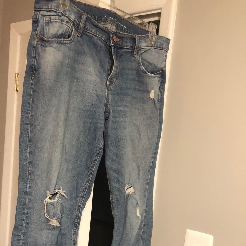 Capris!